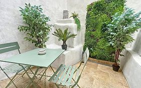 Le Petit Patio